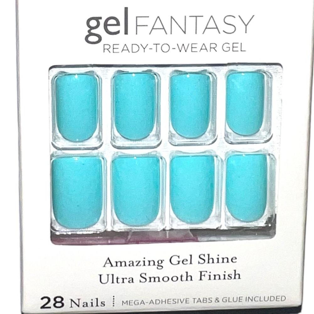 𝐊𝐈𝐒𝐒 | TEAL BLUE PRESS ON NAILS - Picture 3 of 4